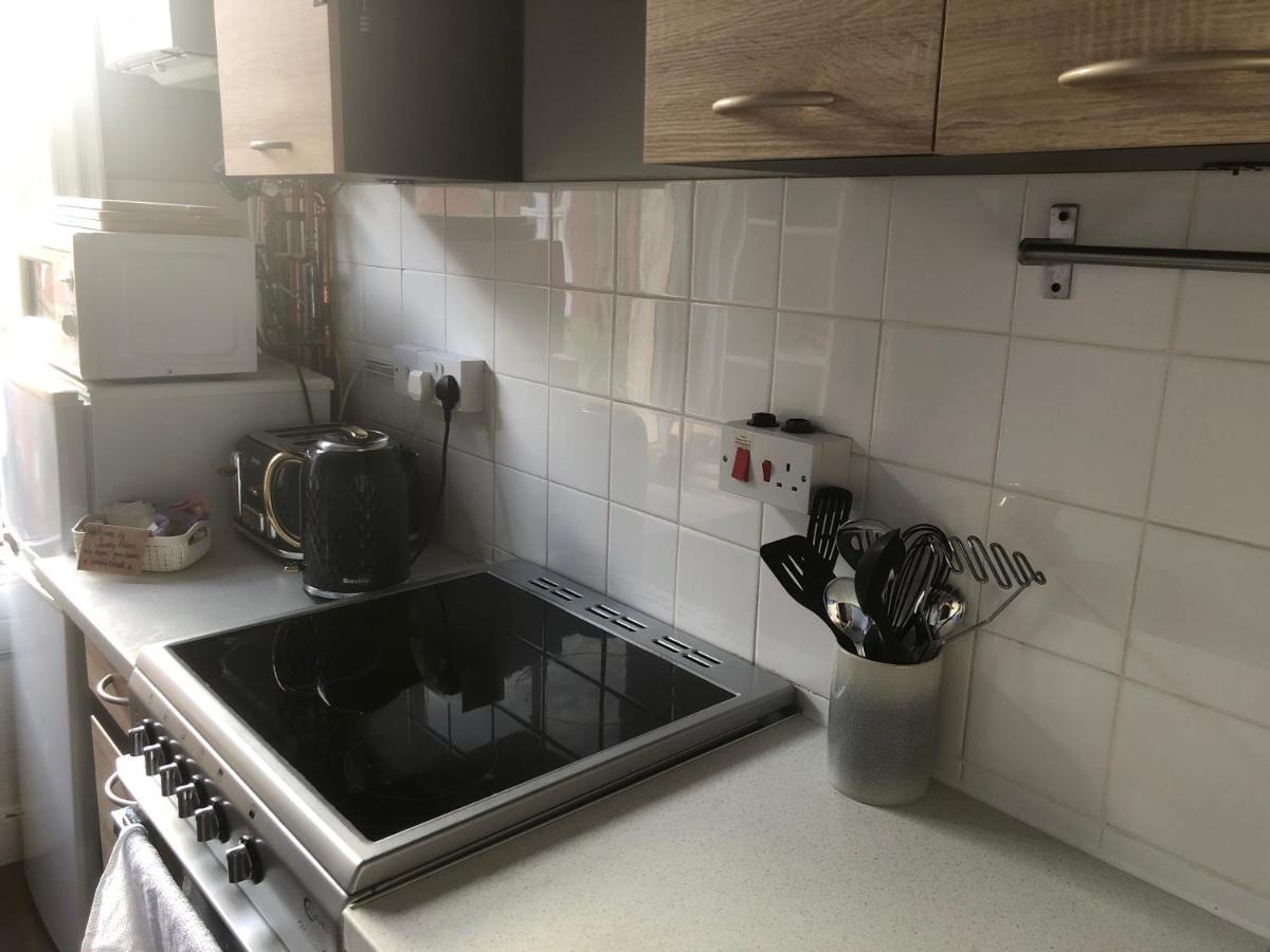 Granby House Holiday Apartments, Apartment 2, In The Old Town, Free On Street Parking Included Скарбъро Екстериор снимка